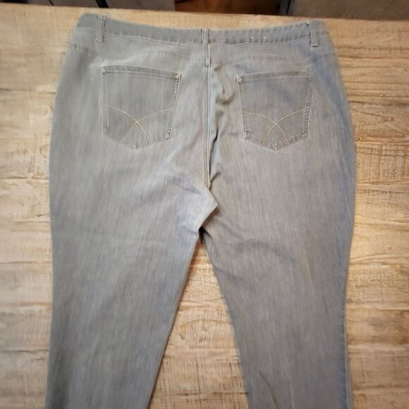 Tommy Hilfiger Womens Size 22R Gray Mid Rise Skinny Denim Jeans Distressed - Picture 9 of 12
